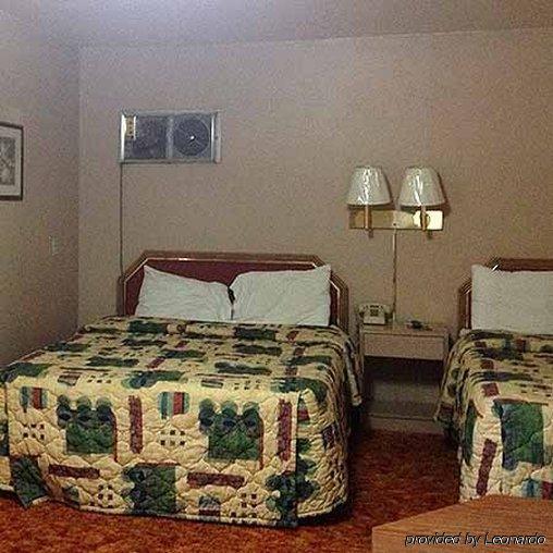 Travel Motel Raton Exteriör bild